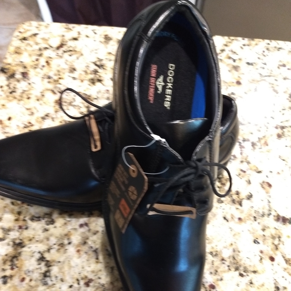 Dockers men's lace up oxfords NWT Size 12